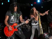 Slash solo 2014 0408_aero_press_la aerosmith (8)